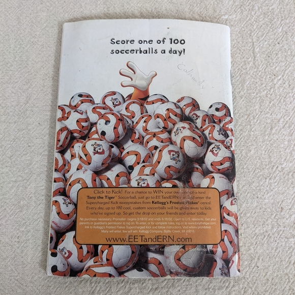 Disney Adventures Magazine May 2002 New Crash Bandicoot Game Tips Lizzie McGuire - Picture 10 of 10